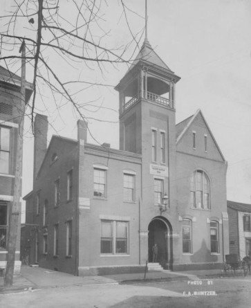 This 1906 image by F. A. Muntzer of the "old" police station is from the private collection of noted Evansville cartoonist Karl Kae Knecht. Source: Willard Library.